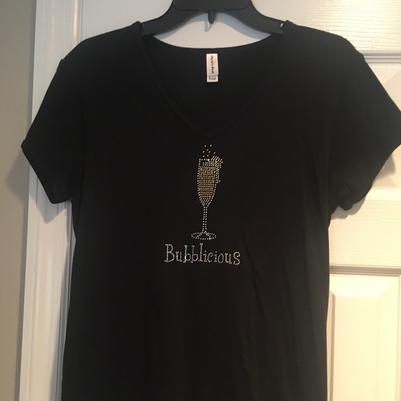 Brand new tee w/o tags - Picture 1 of 4
